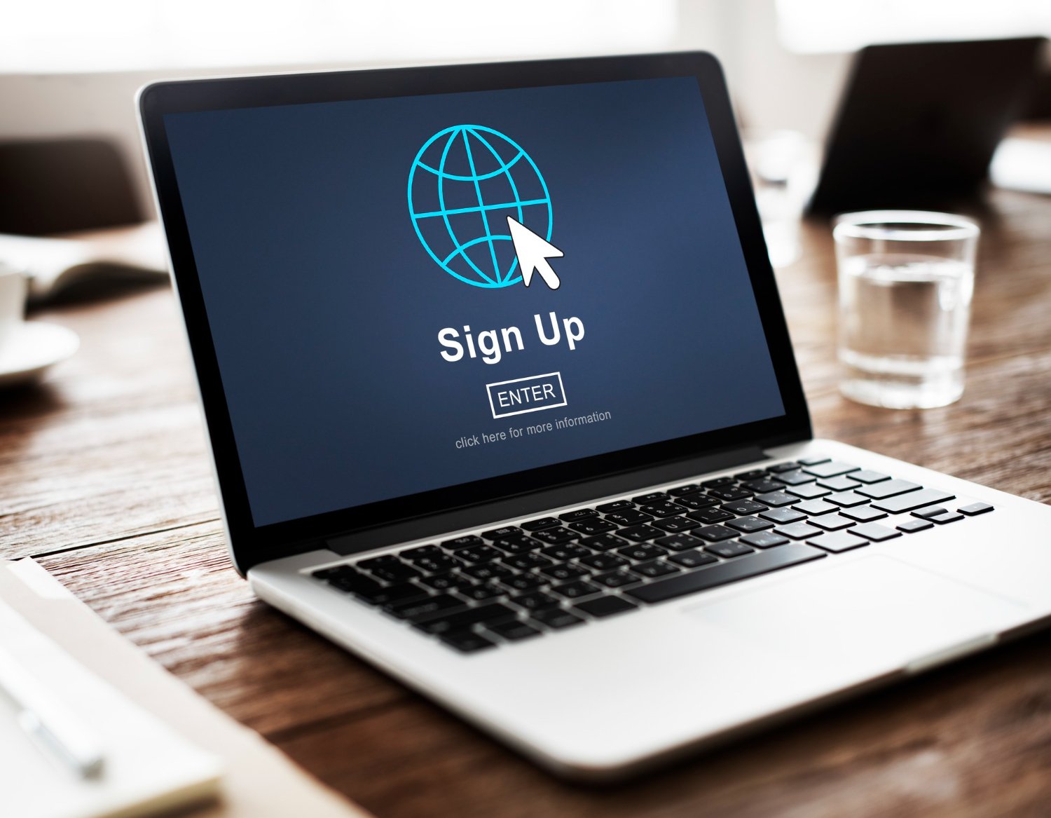 SEO или Google Ads в Польше: что выбрать для услуг и B2B