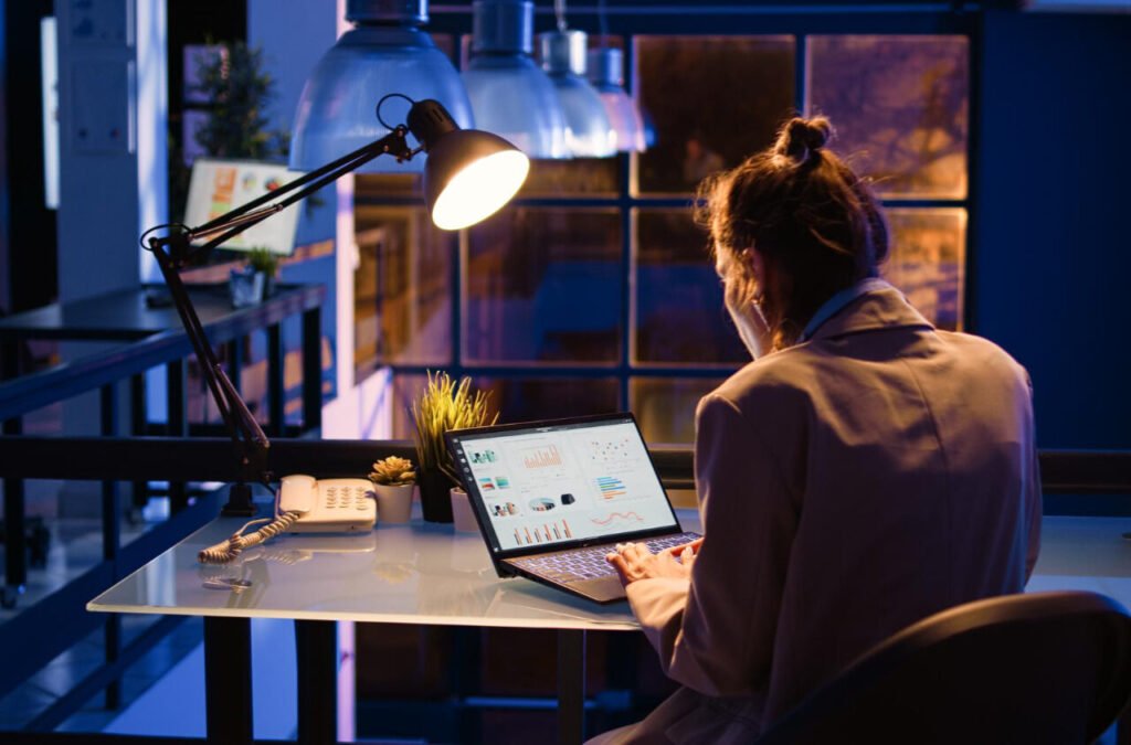 Ile kosztuje strona internetowa w 2026 i od czego zależy cena?