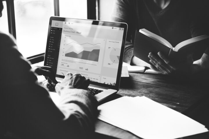 Разработка сайта для строительной компании в Польше: портфолио, сметы, заявки